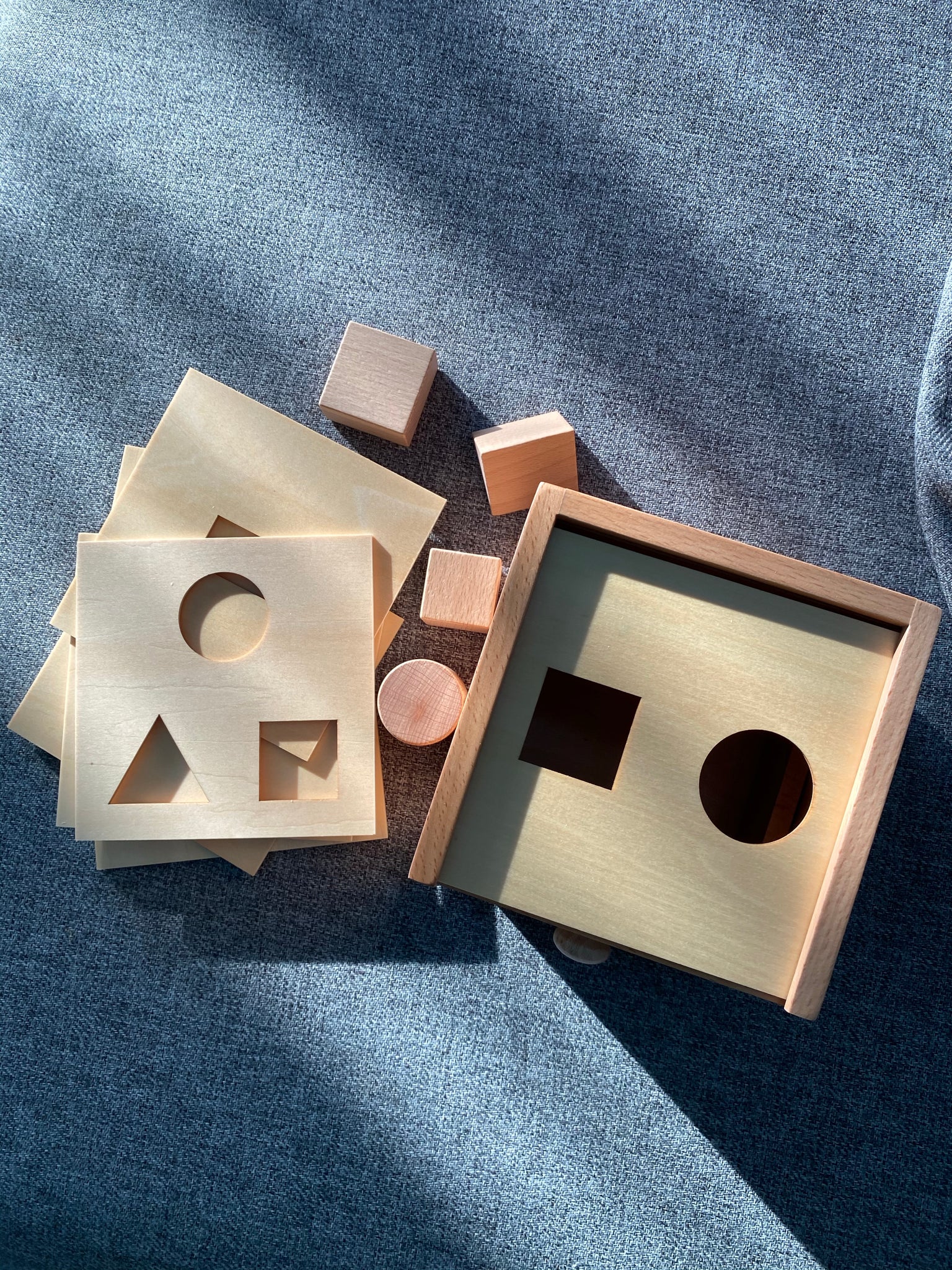 Multi-Lid Sorting Box